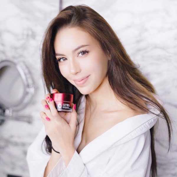 Sewa Rose Whitening Day Cream SPF50+ PA++++ - Image 18